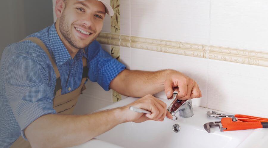Professional sink repair in Fowler, MI